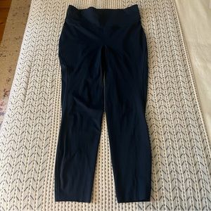 Lululemon Base Pace High-Rise Tight 25”, True Navy, size 10